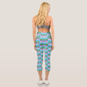 Niedliches Gemüsetrio mit Cartoon Capri Leggings (Rückseite)