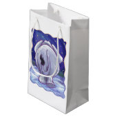 Niedliches Geschenk für weiße Elefanten Kleine Geschenktüte (Rückseite Schrägansicht)