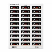 Niedliches Gespenst in verlassener Stadt zwischen (Vorne)