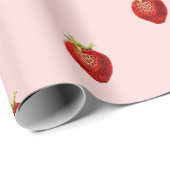 Niedliches Girly Strawberry-Muster in Soft Pink Geschenkpapier (Rolleneckpunkt)