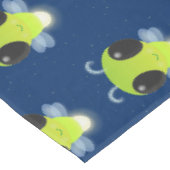 Niedliches Glow Bug Firefrefly Cartoon Illustratio Tischdecke (Schrägansicht)