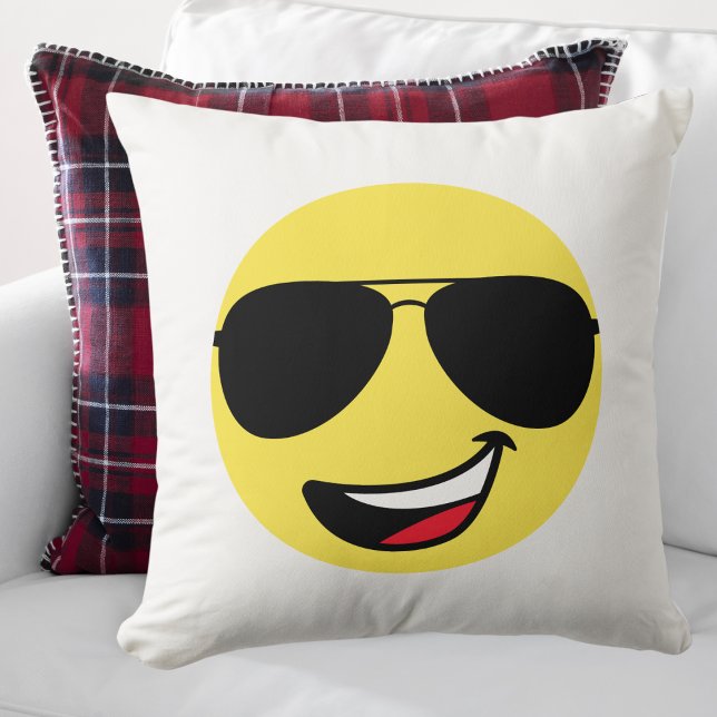 Niedliches Glück, Brille & Aviator, Spaß Kissen (Von Creator hochgeladen)