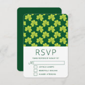 Niedliches Green Clover Kleeblatt Muster RSVP Karte (Vorne/Hinten)