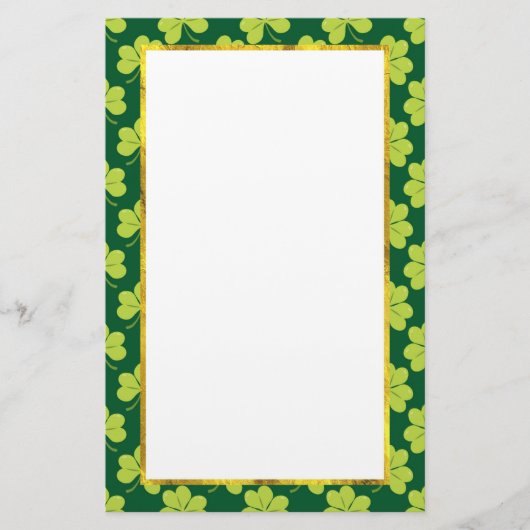 Niedliches Green Clover Muster mit einem Imitat Go Briefpapier (Vorderseite)