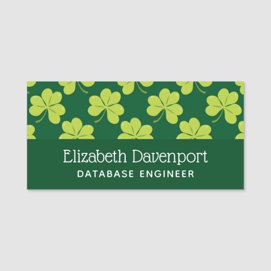 Niedliches Green Clover Muster Namensschild (Vorderseite)