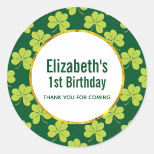Niedliches Green Clover Pattern Geburtstag Vielen  Runder Aufkleber