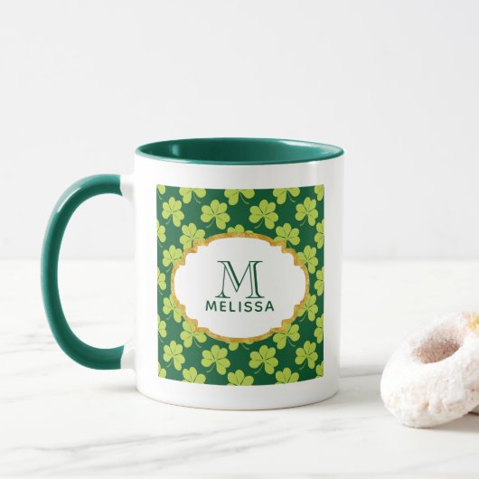 Niedliches Green Clover Pattern mit Extravagantem Tasse (Mit Donut)