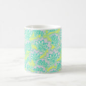 Niedliches, grün-gelbes Blumenmuster Kaffeetasse (Mittel)