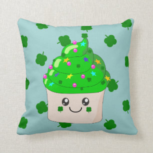 Niedliches Grün-Kuchen-Kissen St. Patricks Tages Kissen