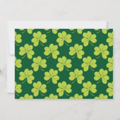 Niedliches grünes Kleeblatt Muster St. Patrick's D Einladung (Rückseite)