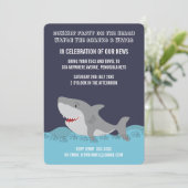 Niedliches Hai Thema Summer Beach Party Einladung (Stehend Vorderseite)