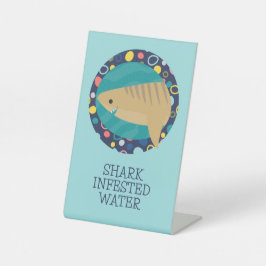 Niedliches Haiwasser Sockelschild