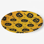 Niedliches Halloween Black Pumpkins & Bats-Muster Pappteller (Schrägansicht)