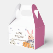 Niedliches Halloween Cauldron Baby ist Braudusche Geschenkschachtel (Rückseite)