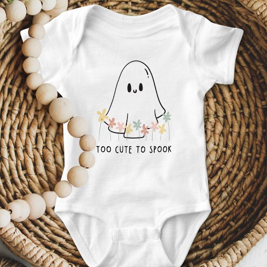 Niedliches Halloween Ghost Floral zu Niedlich, um Baby Strampler
