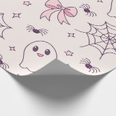 Niedliches Halloween Ghost & Spiderweb Muster Geschenkpapier (Ecke)