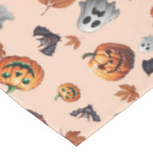 Niedliches Halloween-Herbstmuster Tischdecke (Schrägansicht)