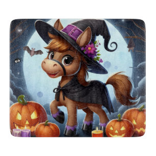 Niedliches Halloween-/Herbstpferd, Fledermaus und Schneidebrett