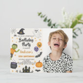 Niedliches Halloween Kinder Party Einladung mit Fo (Stehend Vorderseite)