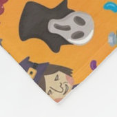 Niedliches Halloween-Monster-Muster Fleecedecke (Ecke)
