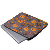 Niedliches Halloween-Muster Lila Hintergrund Laptopschutzhülle (Vorne Knopf)
