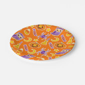 Niedliches Halloween-Muster Pappteller (Schrägansicht)