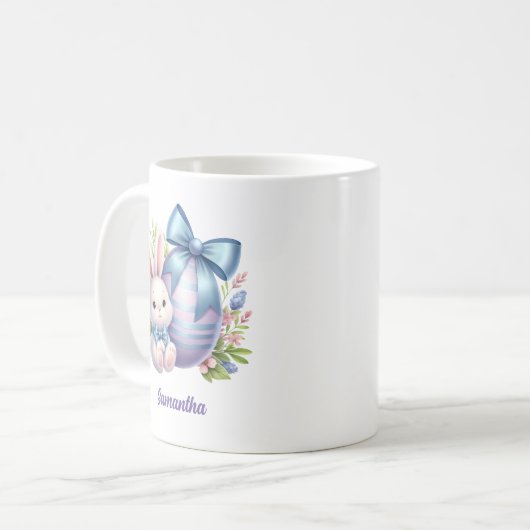 Niedliches Hasen mit lila Ei und blauem Bogen Kaffeetasse (Vorderseite Links)