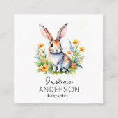Niedliches Hasen mit warmen Farben Babysitter Quadratische Visitenkarte (Vorderseite)