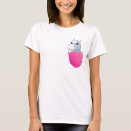 Niedliches Hippo in einem bedruckten rosa Pocket T-Shirt