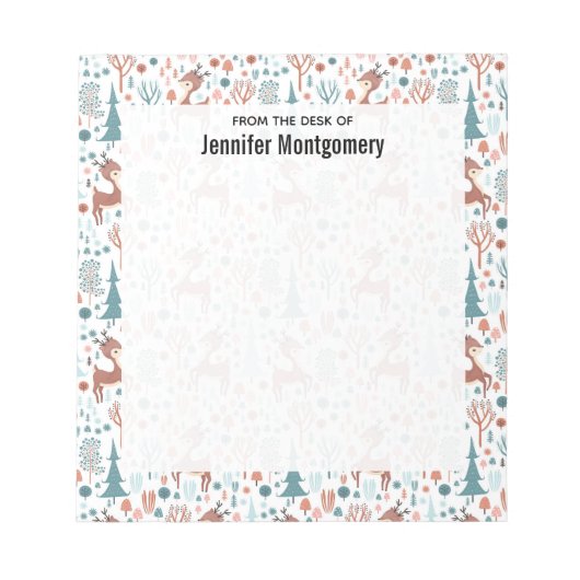 Niedliches Hirsch im Whimsikwaldmuster Notizblock (Vorderseite)