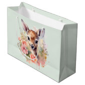 Niedliches Hirsch, umgeben von Rose Große Geschenktüte (Vorderseite Schrägansicht)