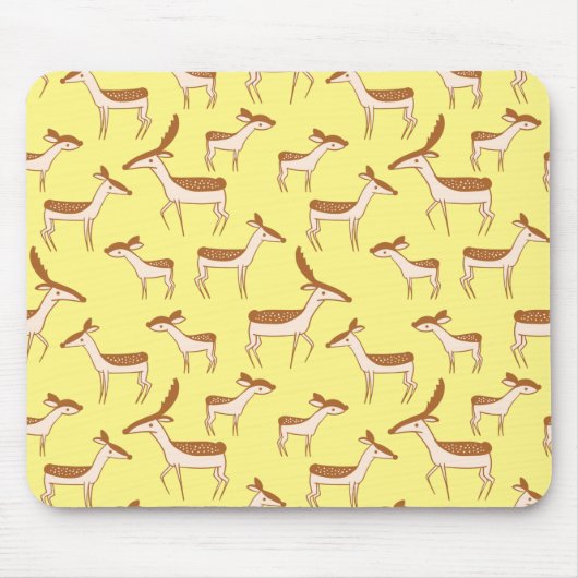 Niedliches Hirsch und Familie auf Pastellgelb Mousepad (Vorne)