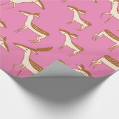 Niedliches Hirsch und Familie auf rosa Geschenkpapier (Ecke)