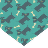 Niedliches Hundsmuster mit Knochen auf grünem Hint Kurzer Tischläufer (Ecke)