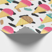 Niedliches Ice Cream Muster Geschenkpapier (Ecke)