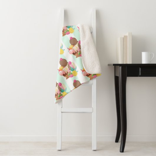 Niedliches Ice Cream Muster Sherpadecke (Beispiel)