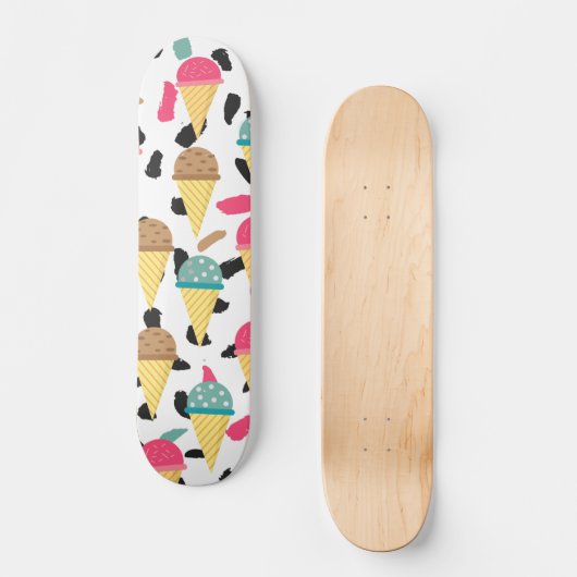 Niedliches Ice Cream Muster Skateboard (Vorderseite)