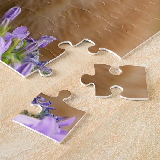 Niedliches Ingwer-Kätzchen in einem Garten- Puzzle (Seite)