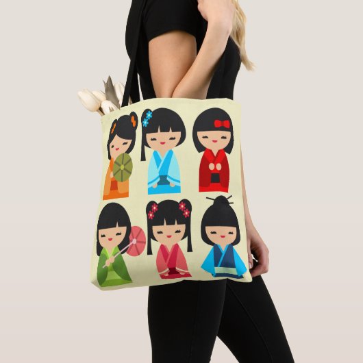 Niedliches japanisches Kokeshi-Puppsmuster Tasche (Von Nahem)