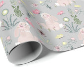 niedliches Kaninchen mit Blume und Schmetterlingen Geschenkpapier (Rolleneckpunkt)