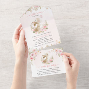 Niedliches Kaninchen, Schmetterling, rosa Blumen,  All In One Einladung