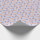 Niedliches Karottenmuster auf Lila Geschenkpapier (Ecke)