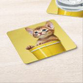Niedliches Kätzchen in gelbem Eimer Rechteckiger Pappuntersetzer (angewinkelt)