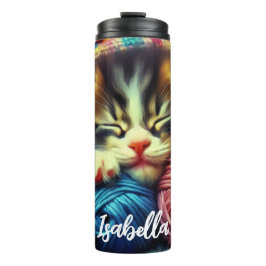 Niedliches Kätzchen Schlafen unter einer Decke Per Thermosbecher