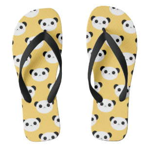 Niedliches Kawaii-Blushing-Panda-Gesichtsmuster Badesandalen