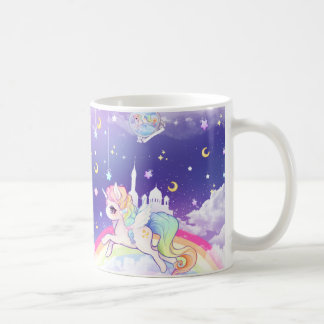 Niedliches kawaii Pastellunicorn mit Kaffeetasse