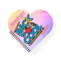 Niedliches Kind ist zurück in die Schule