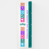 Niedliches Kinderpflege-Banner für Wasserfarben Banner (Vertikal)