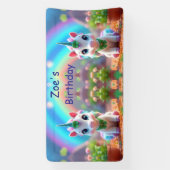 Niedliches Kinderspiel und Regenbogen, Mädchengebu Banner (Vertikal)