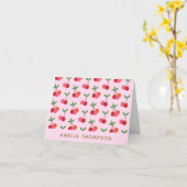 Niedliches Kirschfruchtmuster Rotes Rosa Personali Karte (Gelbe Blume)